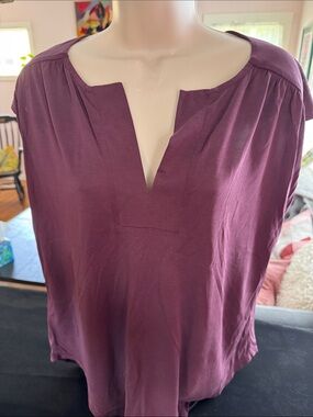 LOFT short-sleeve purple blouse M